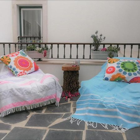 Courtyard House - Sun, Barbecue, Beach Sesimbra Eksteriør billede