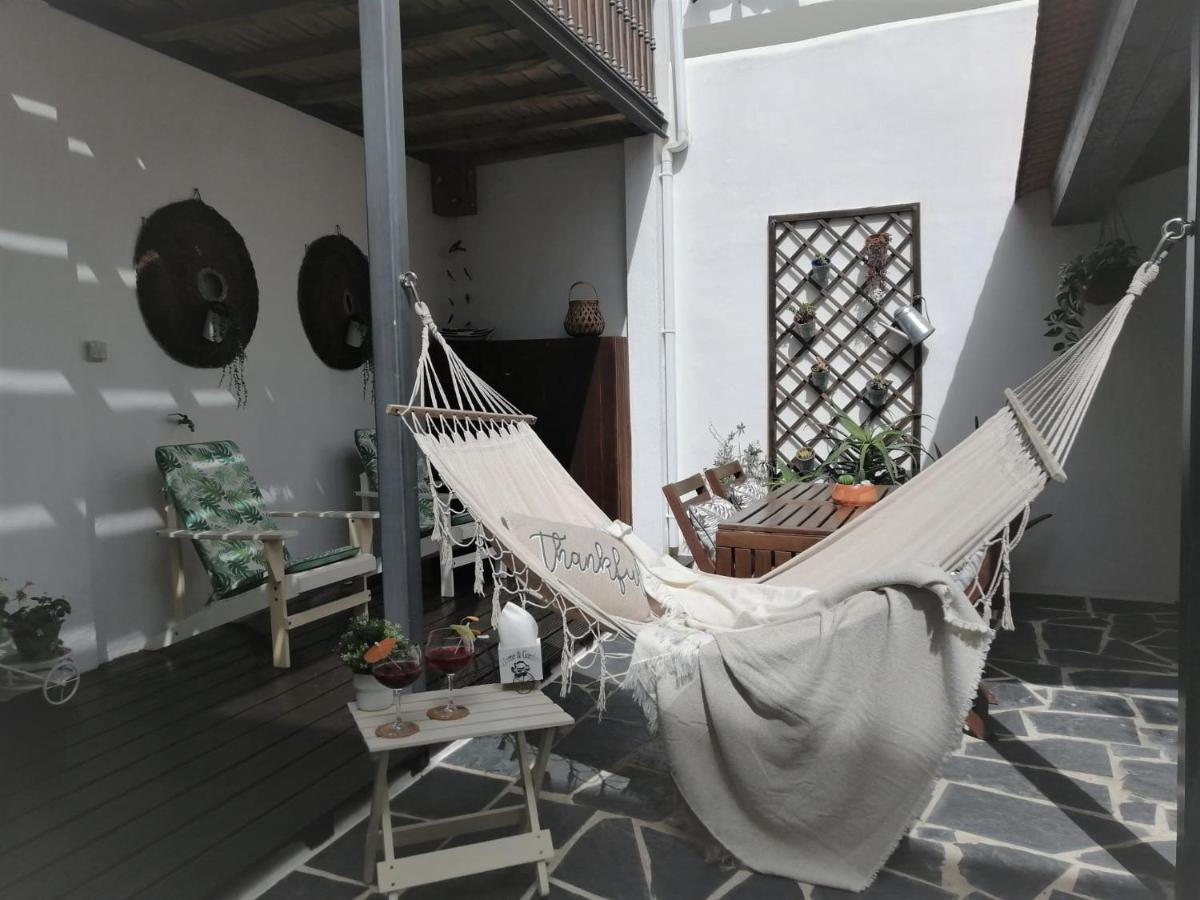 Courtyard House - Sun, Barbecue, Beach Sesimbra Eksteriør billede